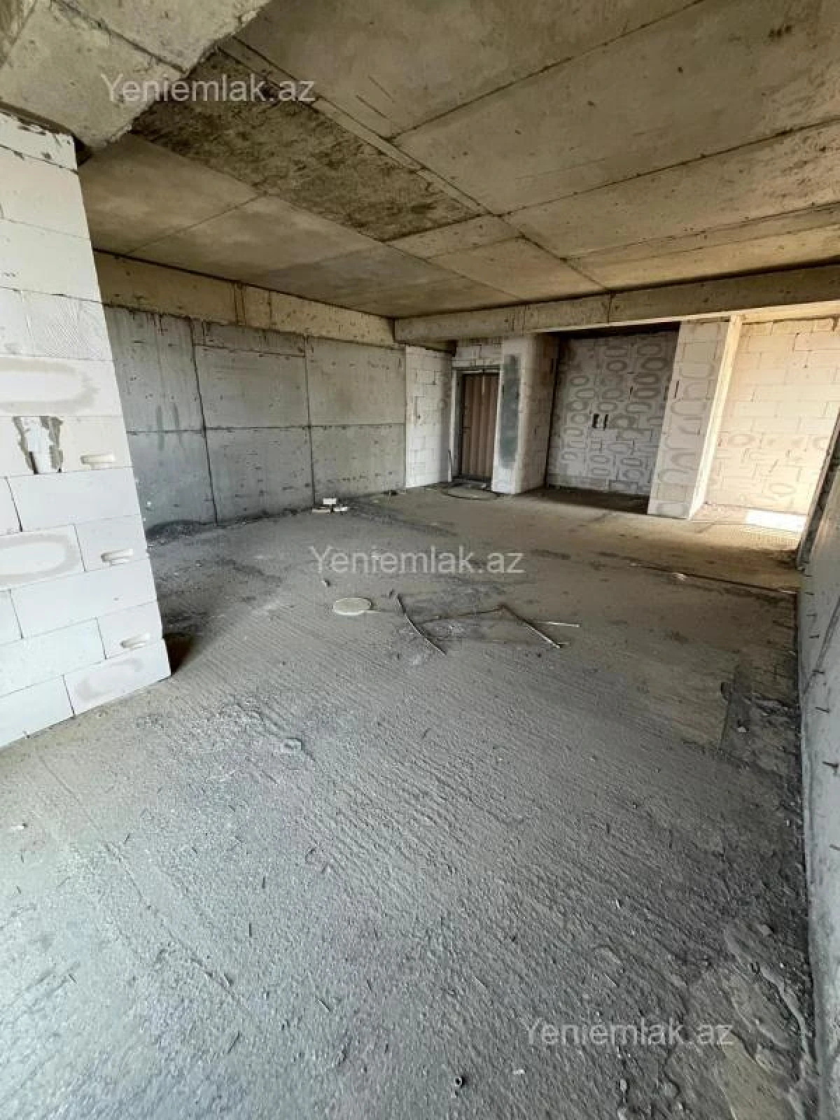 Satılır 2 otaqlı yeni tikili 83 m²