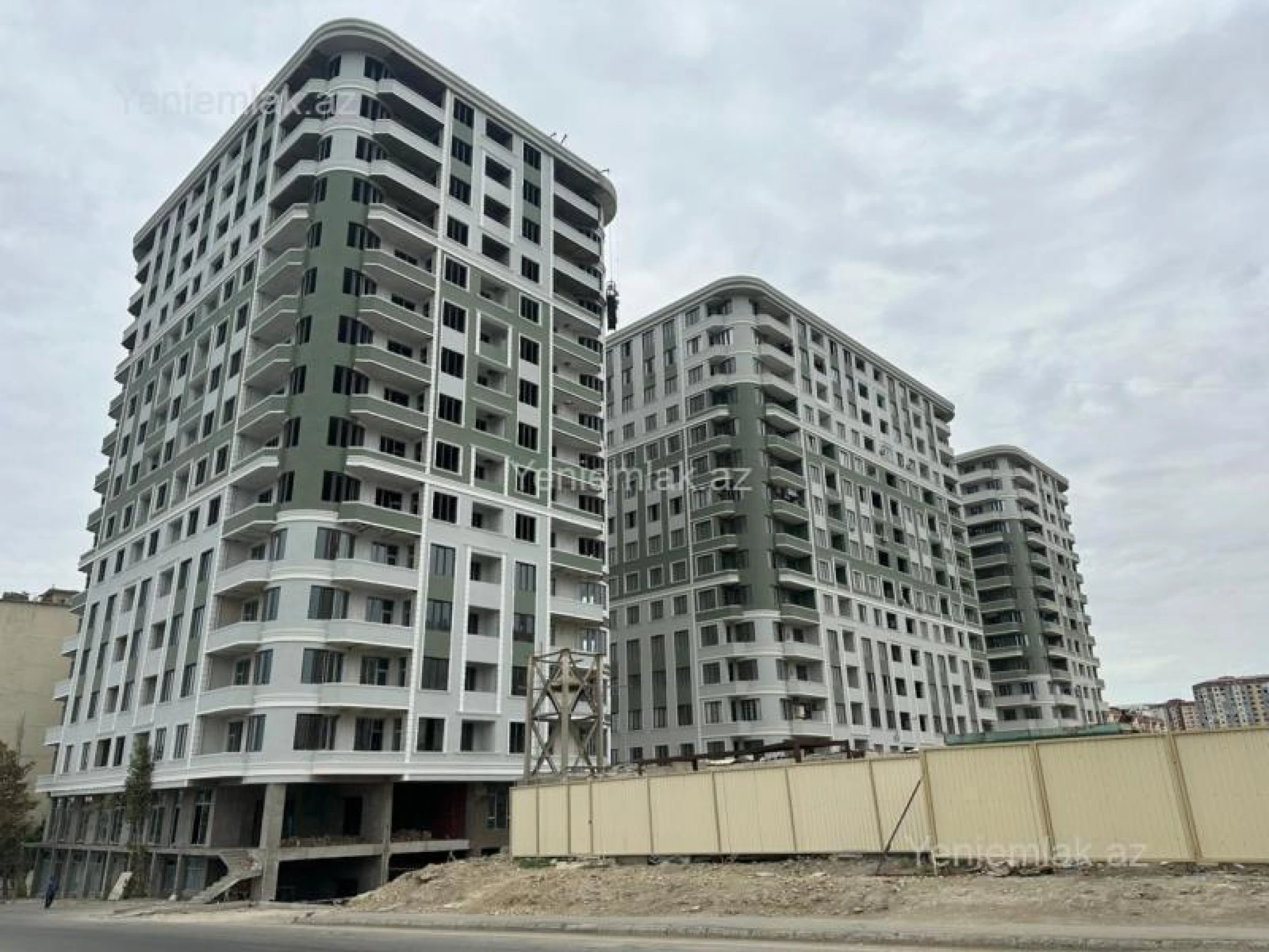 Satılır 2 otaqlı yeni tikili 83 m²