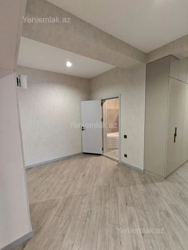 Satılır 4 otaqlı yeni tikili 126 m²