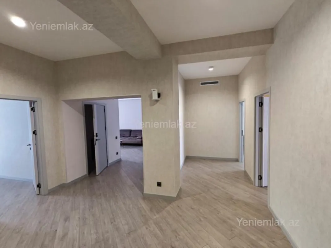 Satılır 4 otaqlı yeni tikili 126 m²