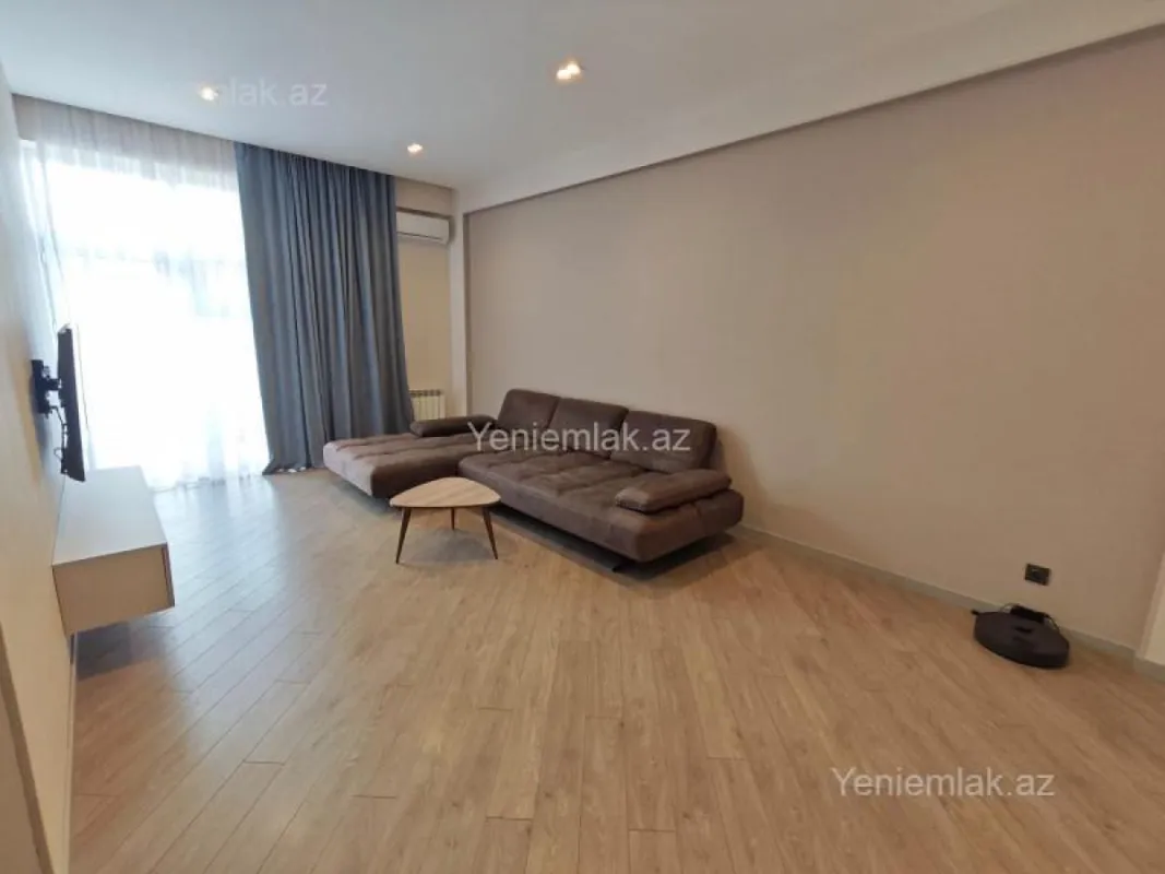 Satılır 4 otaqlı yeni tikili 126 m²