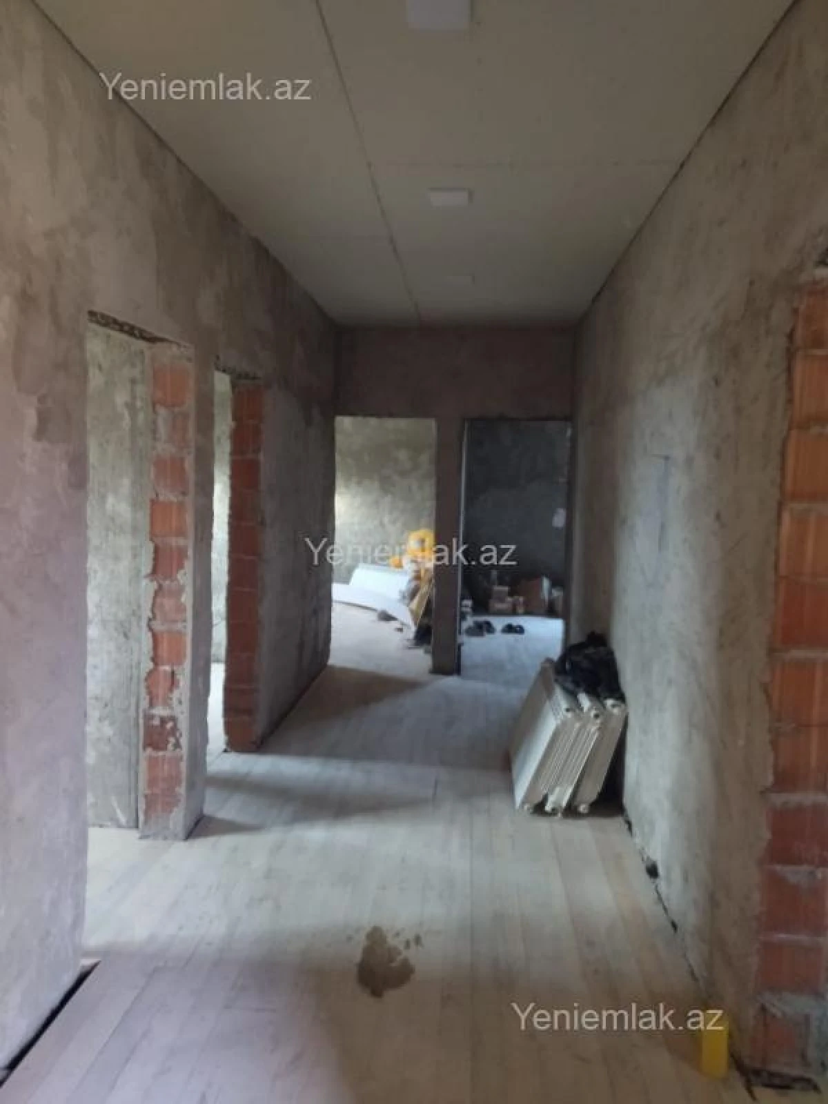 Satılır 4 otaqlı həyət evi 100 m²