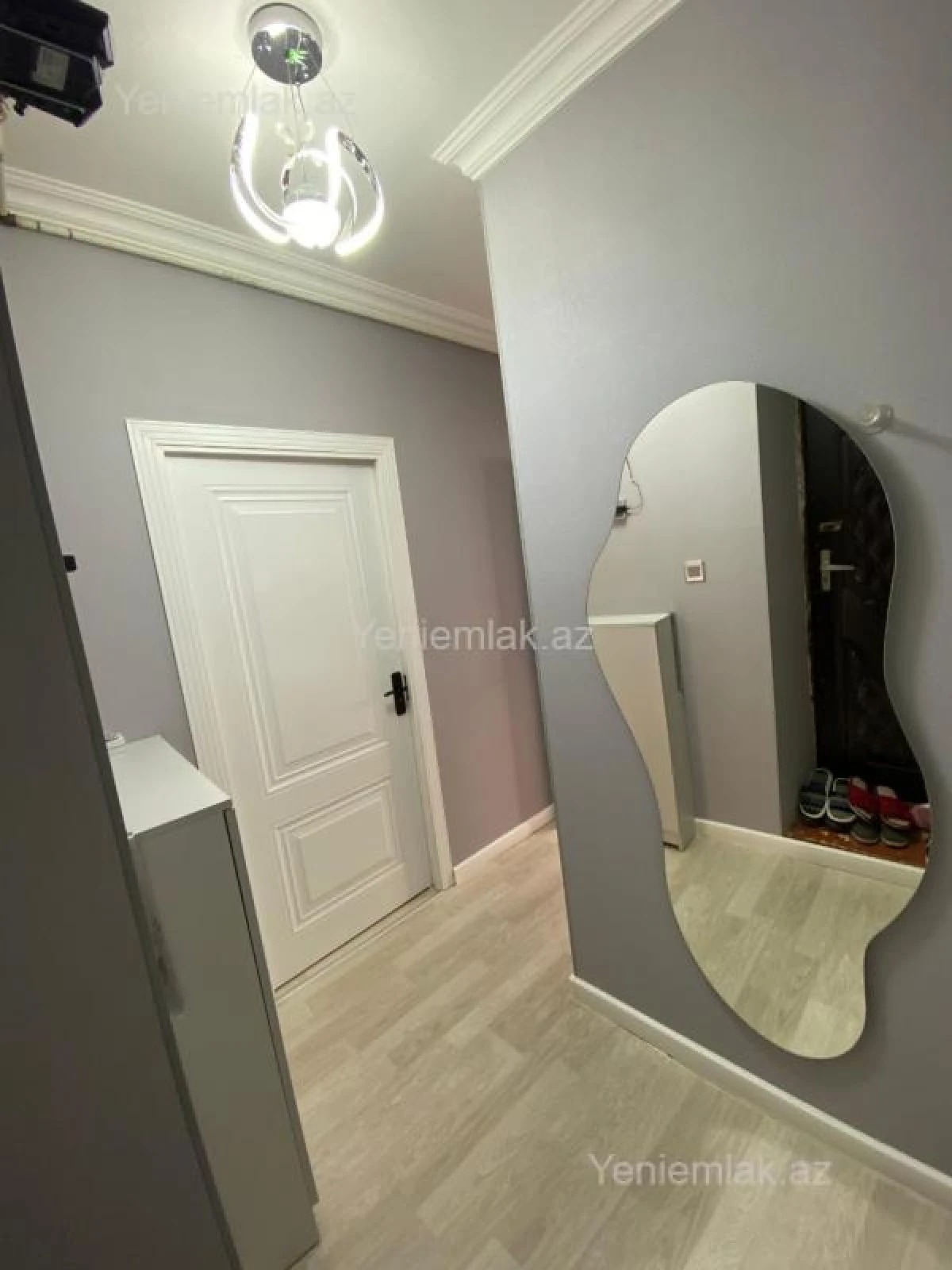 Satılır 2 otaqlı köhnə tikili 40 m²