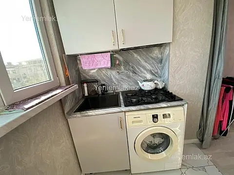 Satılır 2 otaqlı köhnə tikili 40 m²