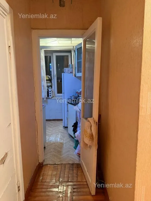 Satılır 3 otaqlı köhnə tikili 75 m²