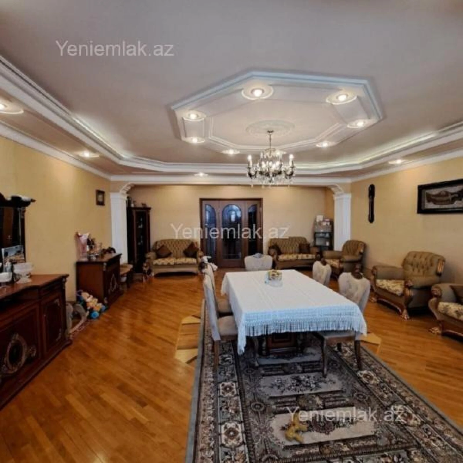 Satılır 3 otaqlı yeni tikili 160 m²