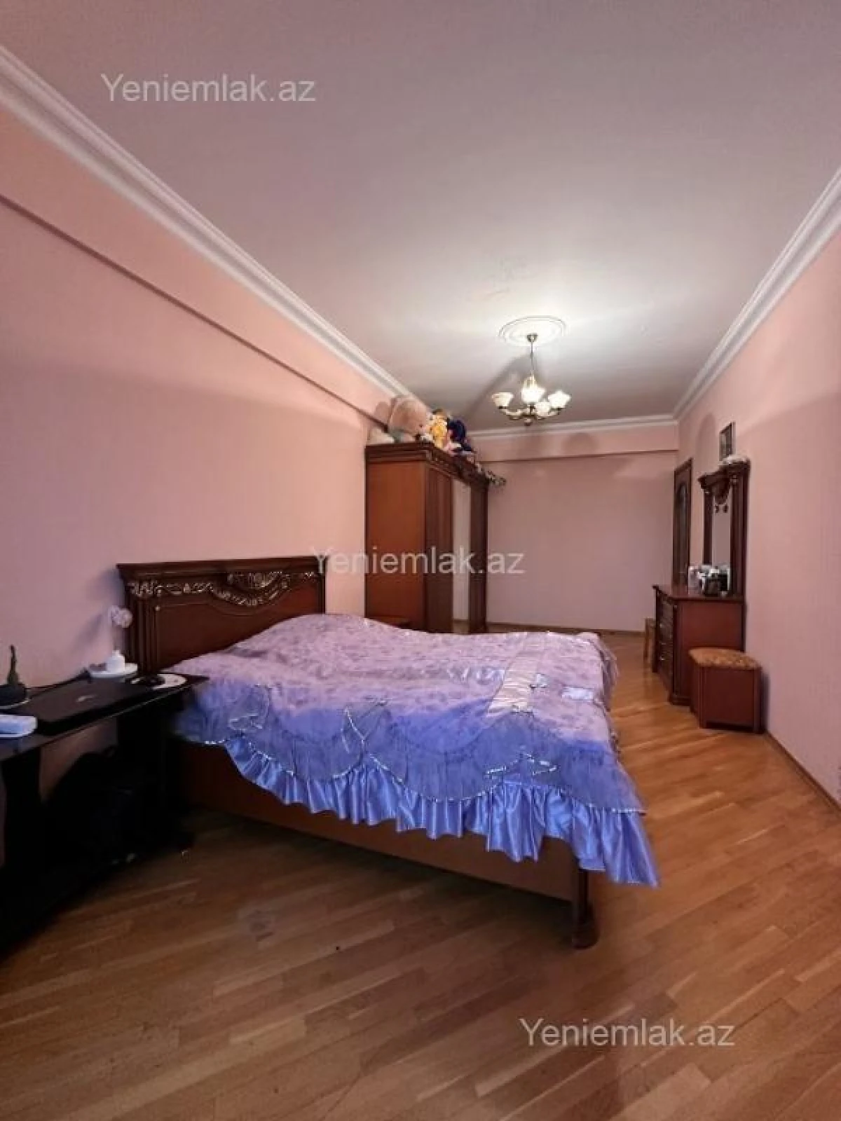 Satılır 3 otaqlı yeni tikili 160 m²