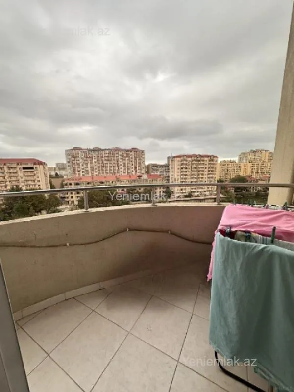 Satılır 3 otaqlı yeni tikili 160 m²