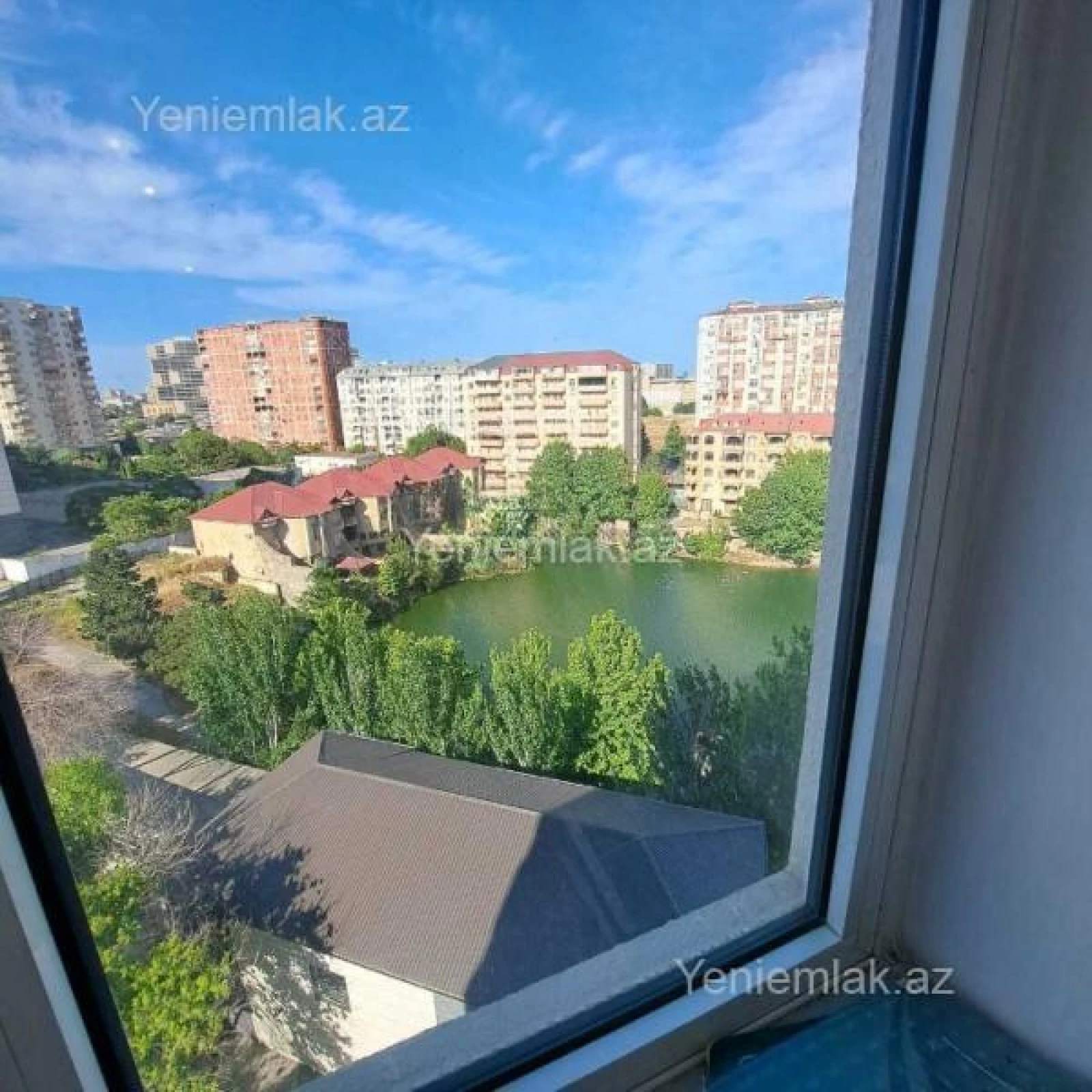 Satılır 3 otaqlı yeni tikili 160 m²