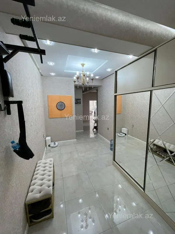 Satılır 3 otaqlı yeni tikili 90 m²