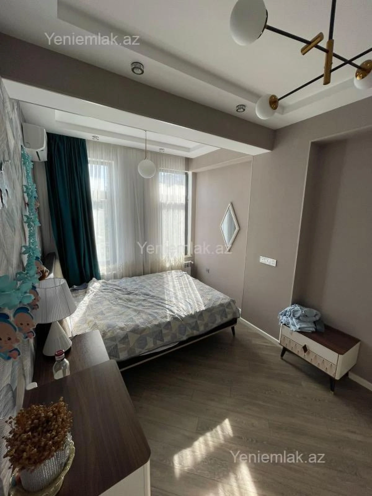 Satılır 3 otaqlı yeni tikili 90 m²
