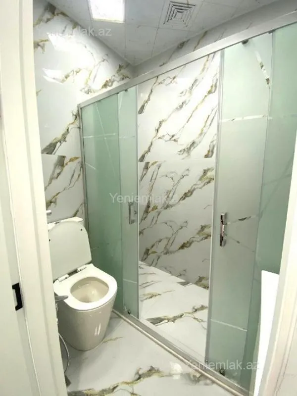 Satılır 2 otaqlı yeni tikili 70 m²