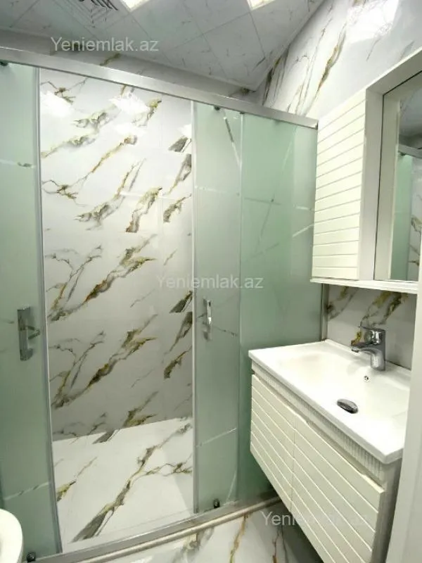 Satılır 2 otaqlı yeni tikili 70 m²