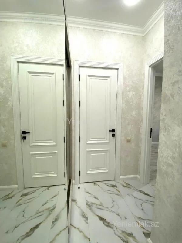 Satılır 2 otaqlı yeni tikili 70 m²