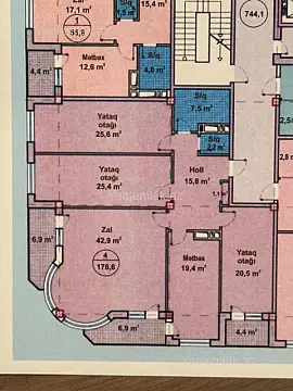 Satılır 4 otaqlı yeni tikili 178.6 m²