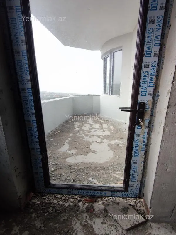 Satılır 4 otaqlı yeni tikili 178.6 m²