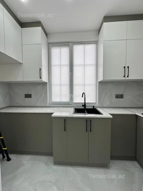 Satılır 2 otaqlı köhnə tikili 45 m²