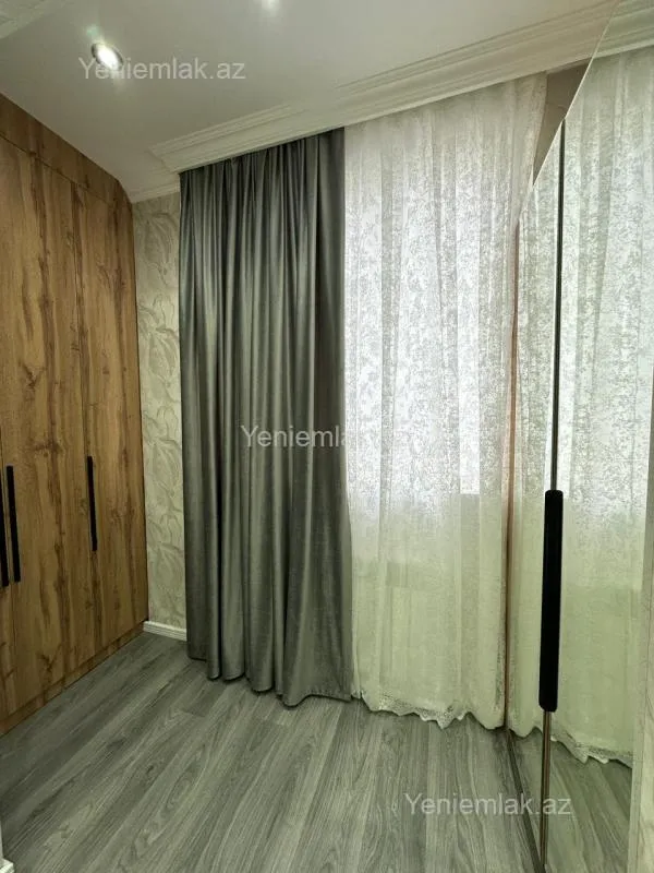 Satılır 2 otaqlı köhnə tikili 45 m²