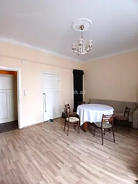 Satılır 2 otaqlı köhnə tikili 50 m²
