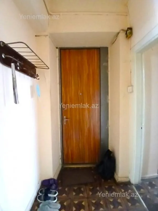 Satılır 2 otaqlı köhnə tikili 50 m²