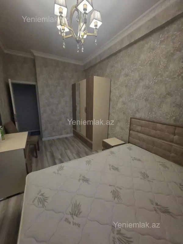 Satılır 2 otaqlı yeni tikili 72 m²