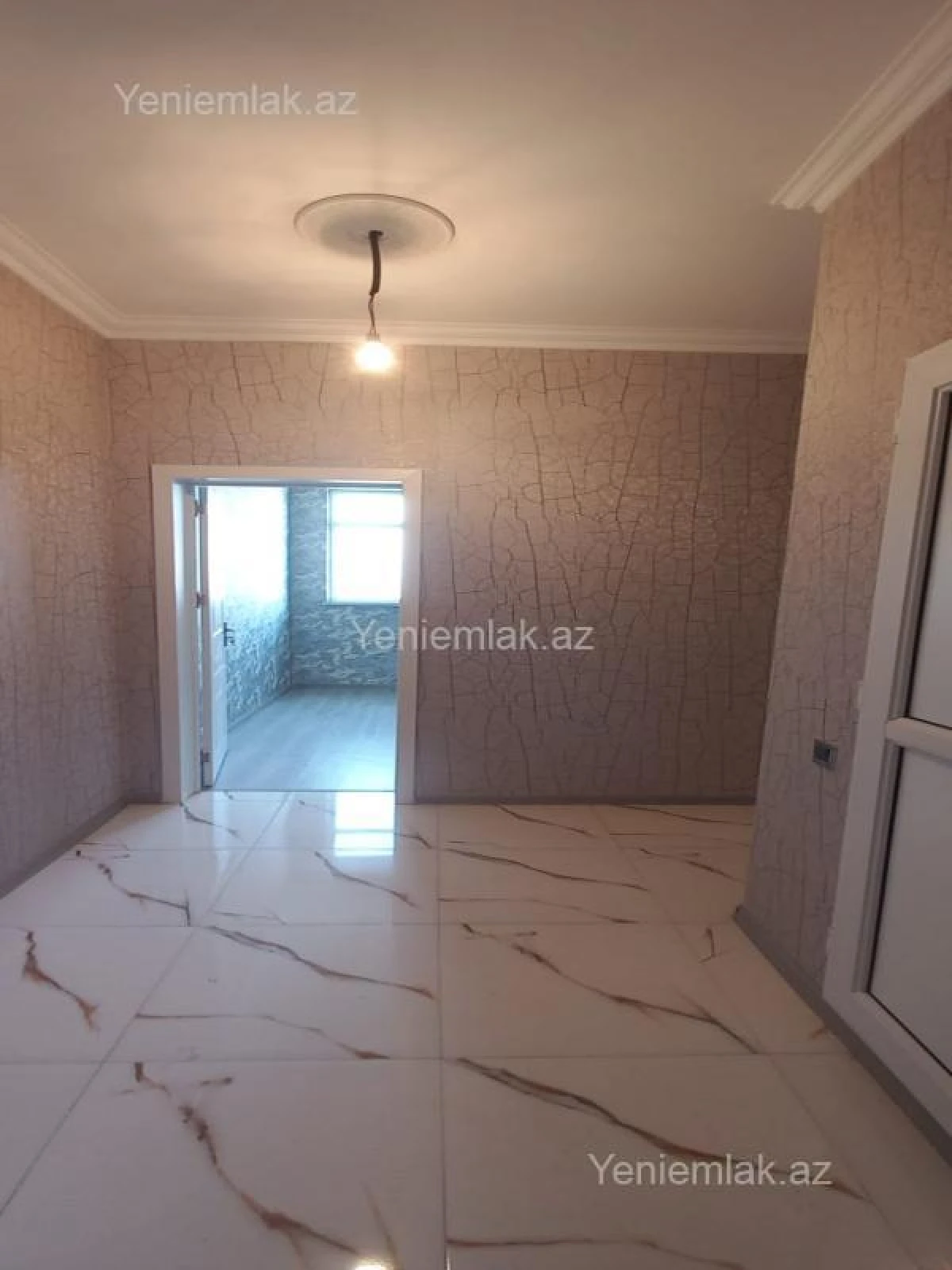 Satılır 3 otaqlı yeni tikili 68 m²