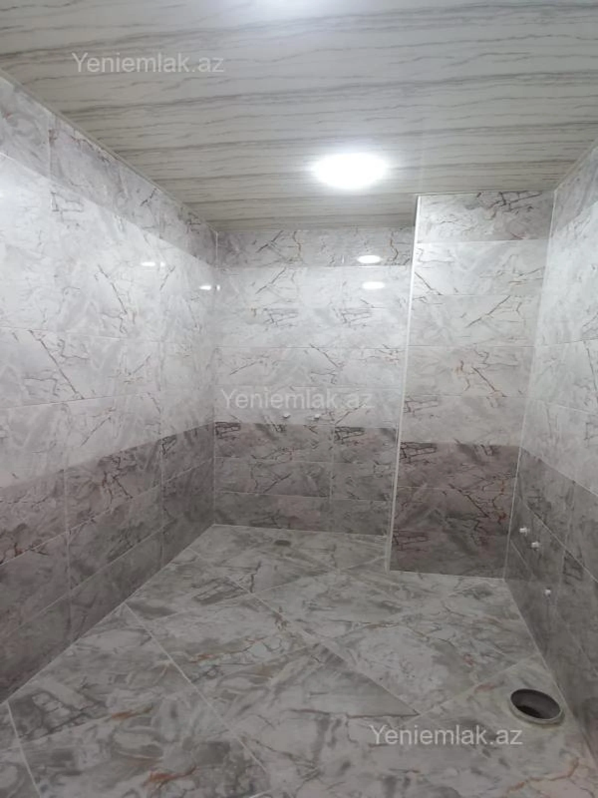 Satılır 3 otaqlı yeni tikili 68 m²