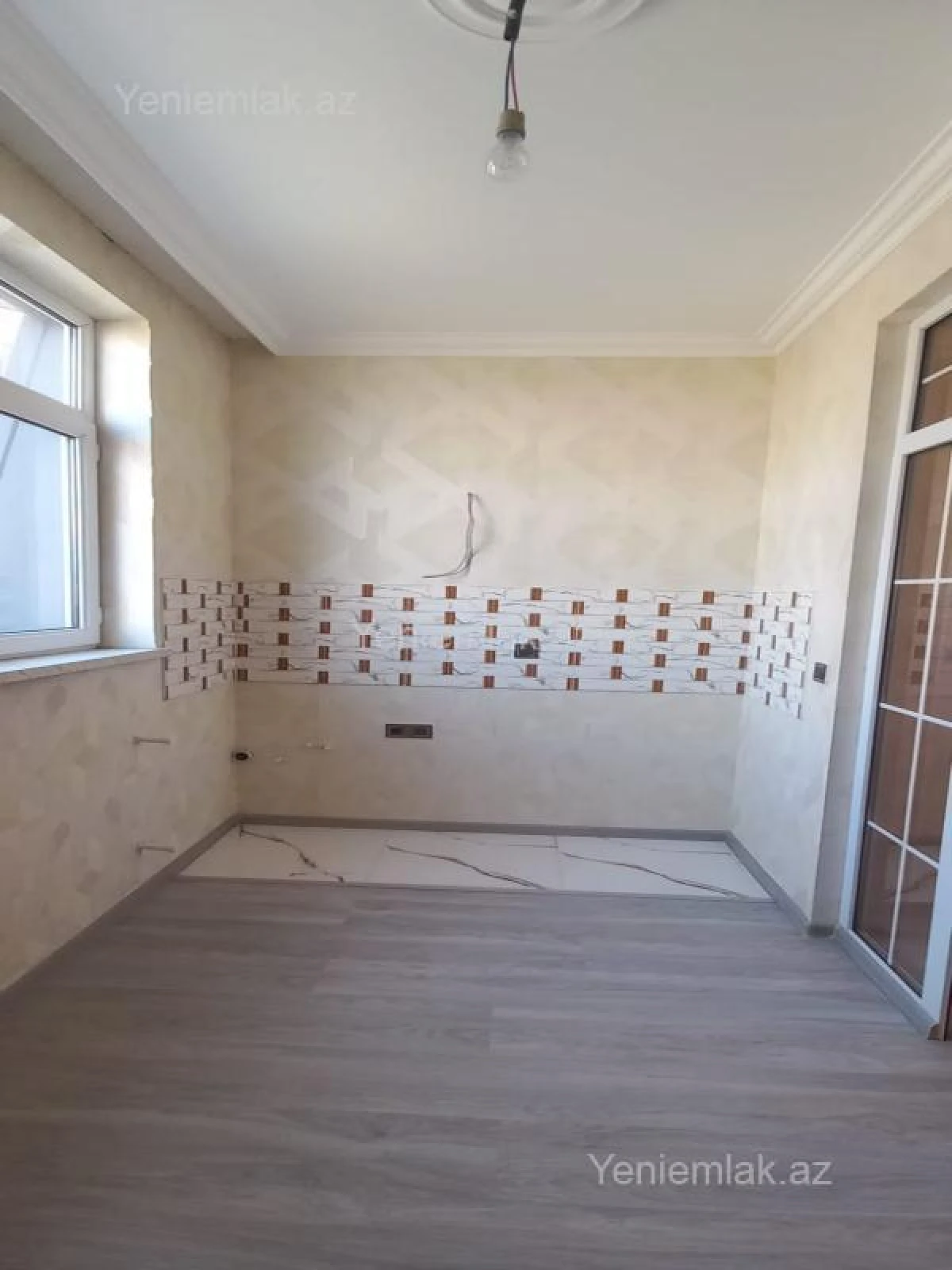 Satılır 3 otaqlı yeni tikili 68 m²