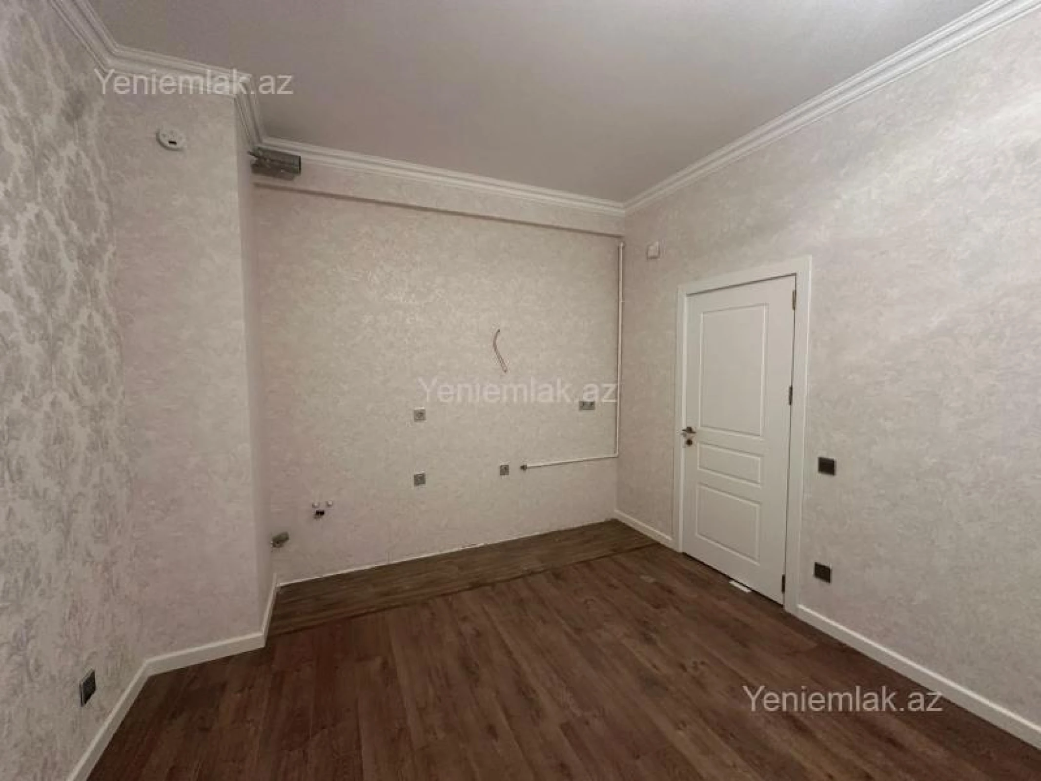 Satılır 2 otaqlı köhnə tikili 44 m²