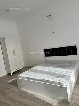 Satılır 4 otaqlı həyət evi 340 m²