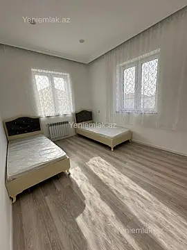 Satılır 4 otaqlı həyət evi 340 m²