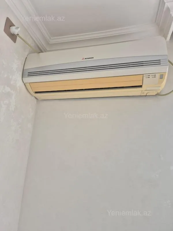 Satılır 2 otaqlı köhnə tikili 45 m²