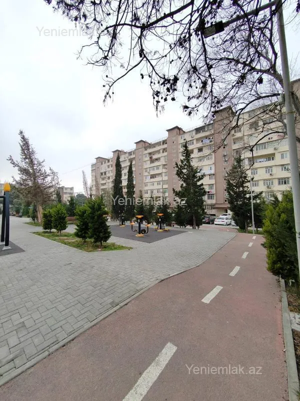 Satılır 2 otaqlı köhnə tikili 45 m²