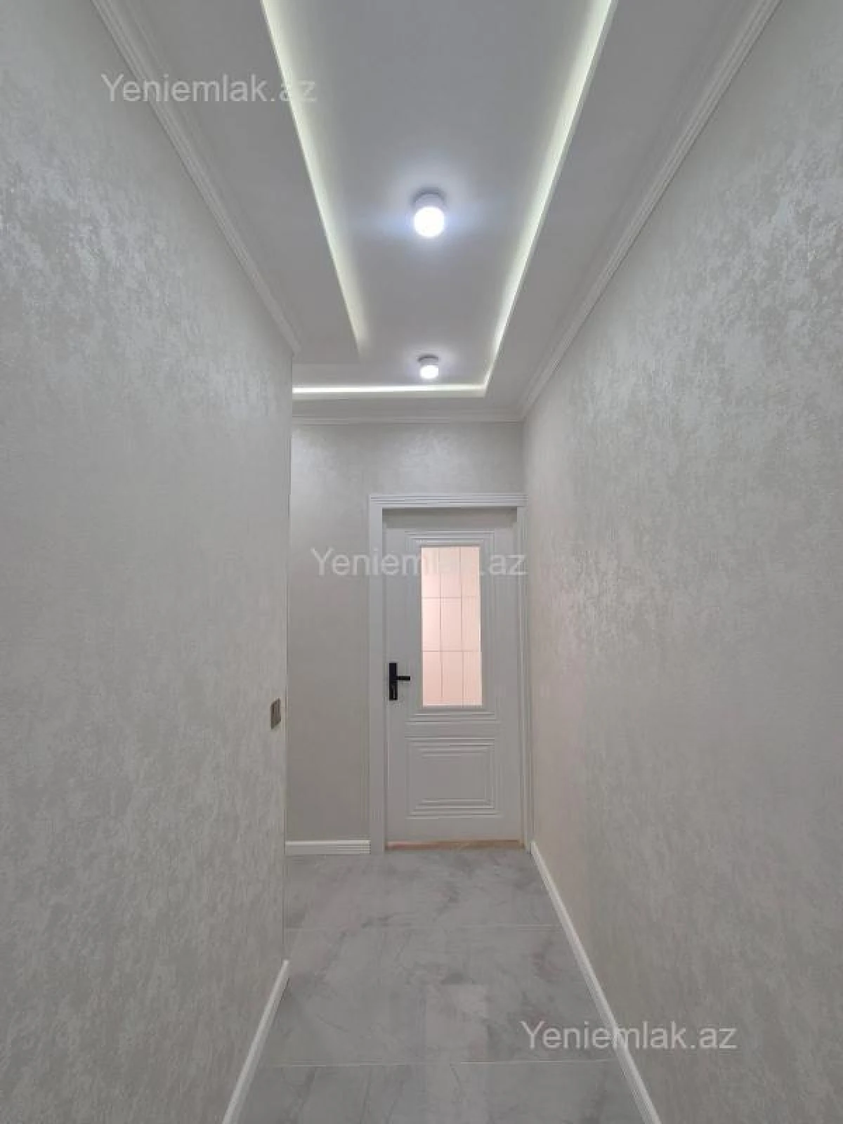 Satılır 2 otaqlı köhnə tikili 45 m²