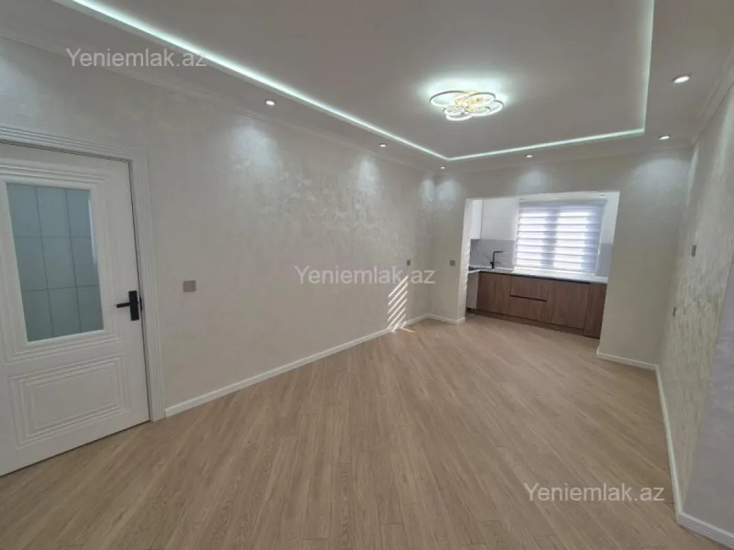 Satılır 2 otaqlı köhnə tikili 45 m²