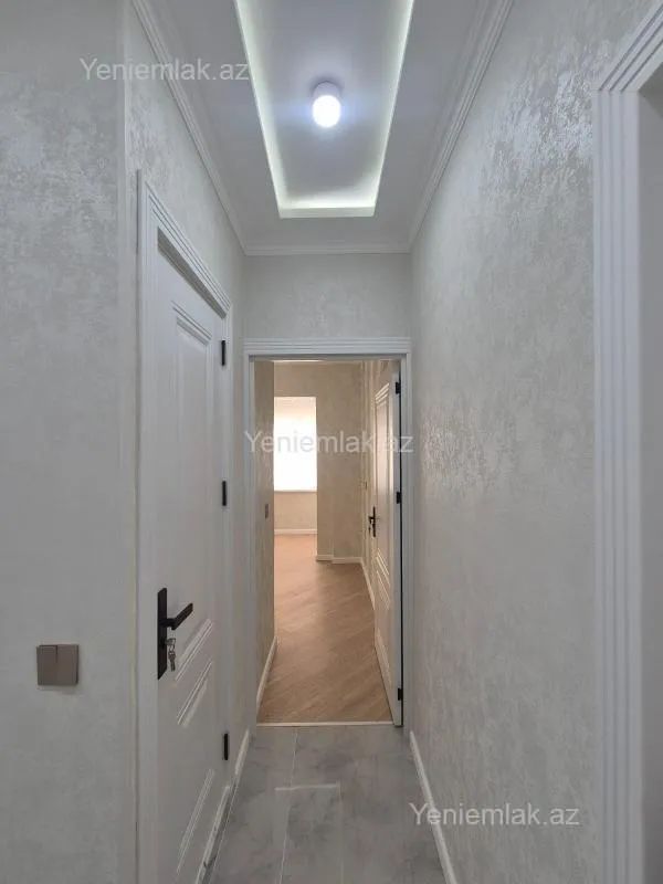 Satılır 2 otaqlı köhnə tikili 45 m²