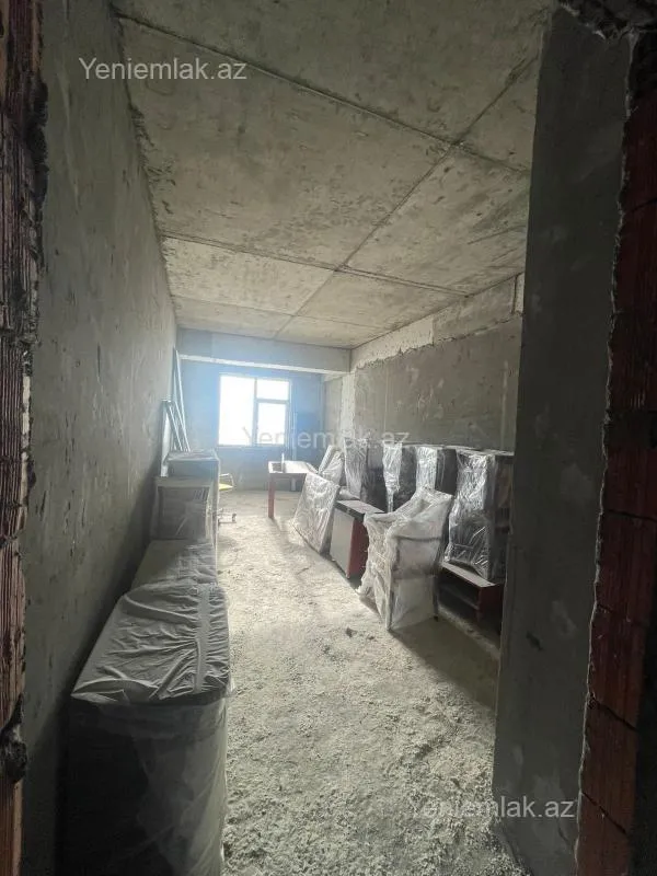 Satılır 4 otaqlı yeni tikili 155 m²