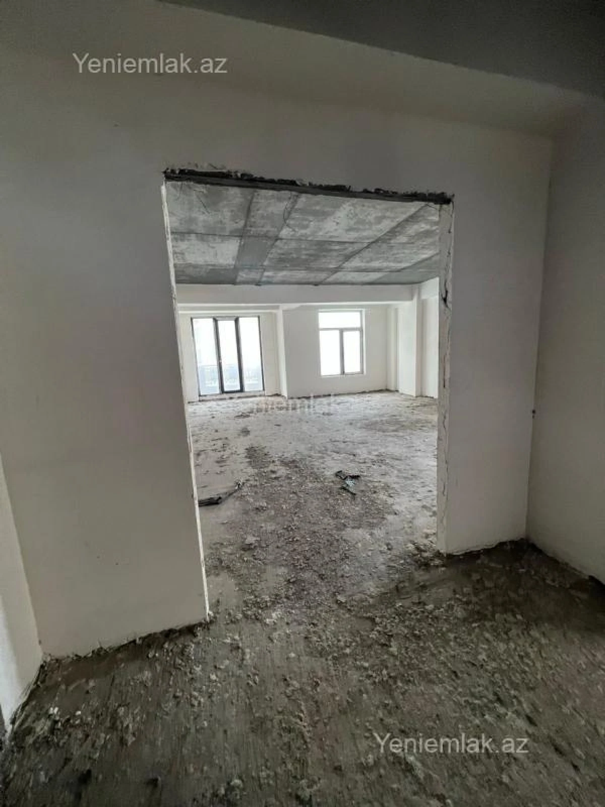 Satılır 4 otaqlı yeni tikili 188 m²