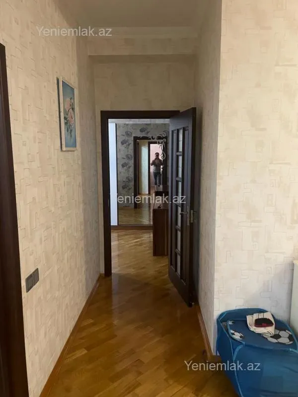 Satılır 2 otaqlı yeni tikili 78 m²