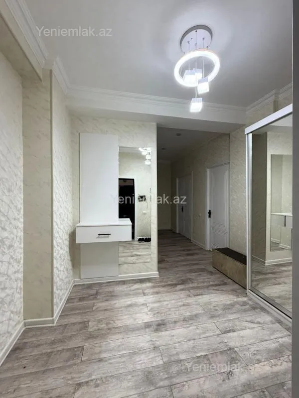 Satılır 3 otaqlı yeni tikili 111 m²