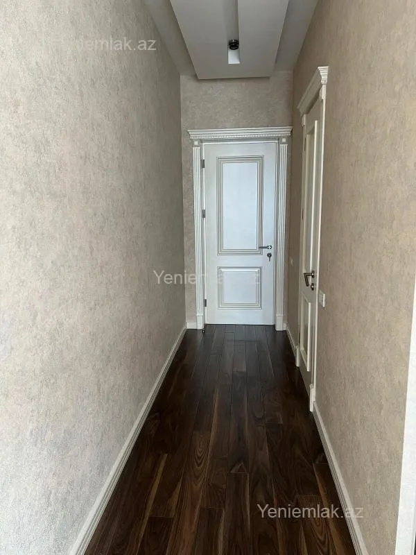 Satılır 3 otaqlı yeni tikili 147 m²