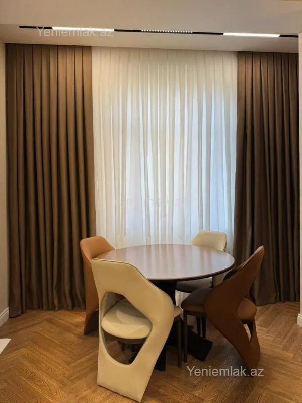 Satılır 2 otaqlı yeni tikili 68 m²