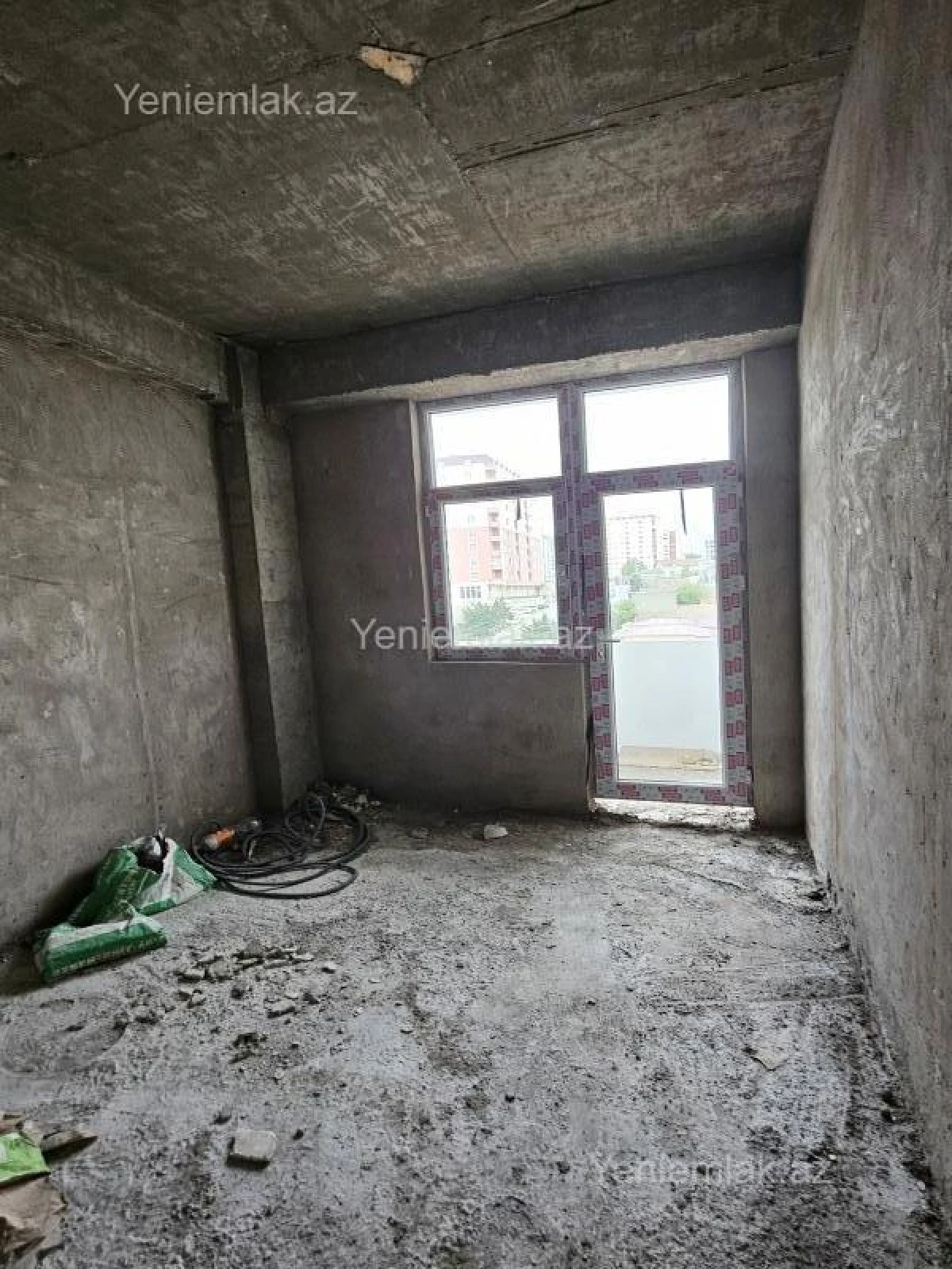 Satılır 1 otaqlı yeni tikili 56 m²