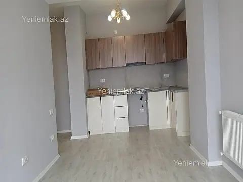 Satılır 4 otaqlı yeni tikili 100 m²