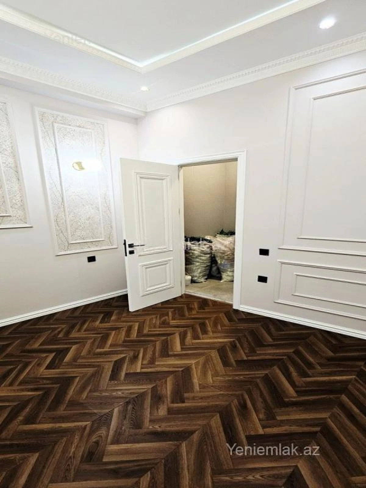 Satılır 2 otaqlı yeni tikili 98 m²