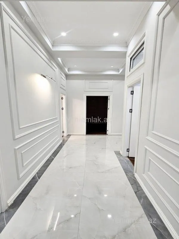 Satılır 2 otaqlı yeni tikili 98 m²