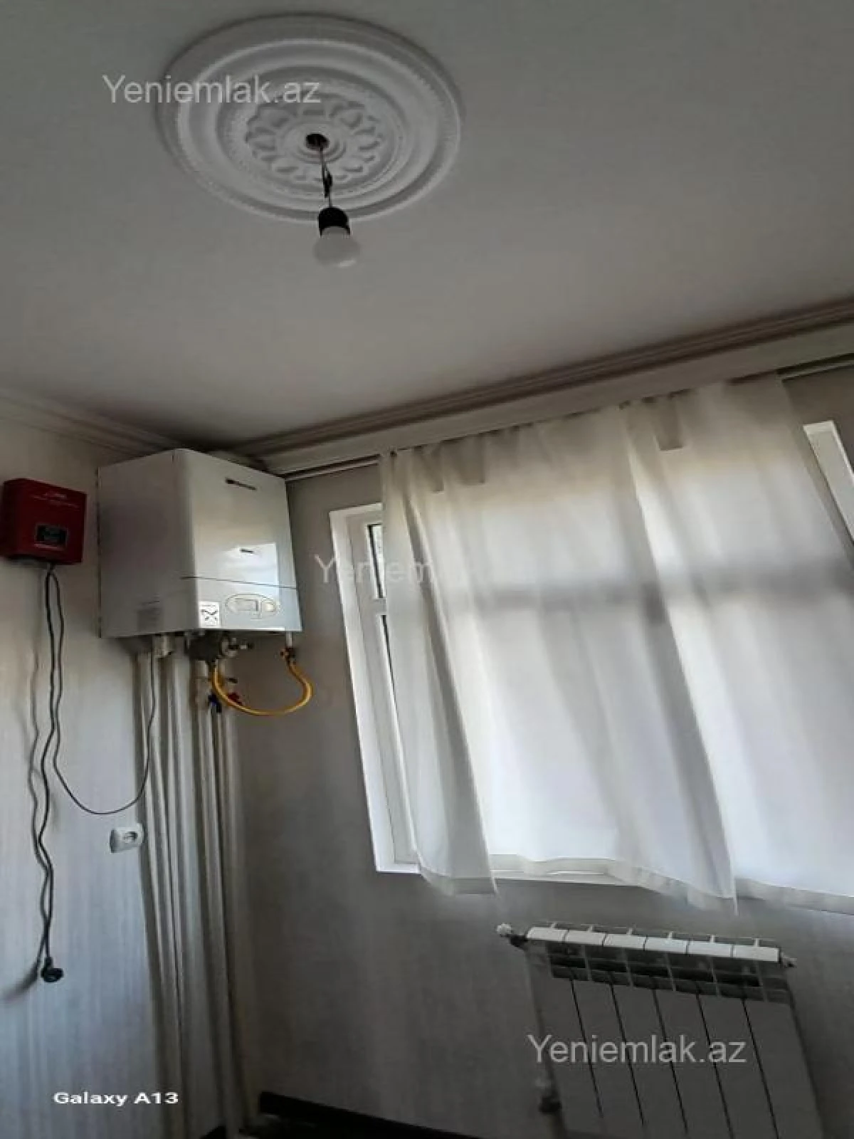 Satılır 2 otaqlı köhnə tikili 50 m²