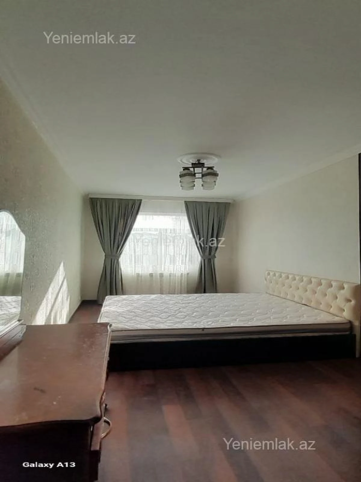 Satılır 2 otaqlı köhnə tikili 50 m²