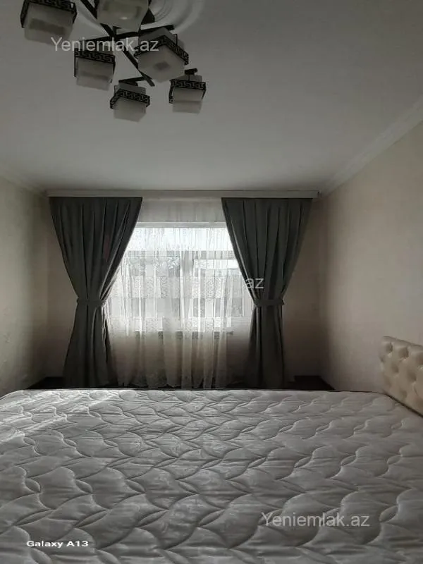 Satılır 2 otaqlı köhnə tikili 50 m²
