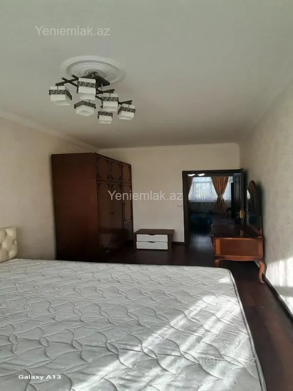 Satılır 2 otaqlı köhnə tikili 50 m²